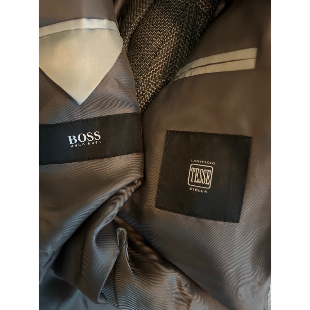 Hugo Boss Lanificio Tessa Biella Men Sport Coat 38R Grey Plaid Two Button Blazer - Picture 3 of 8